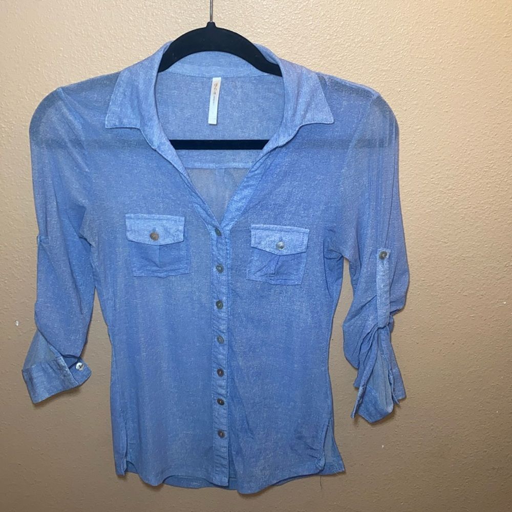 Blue Chambray Button Up Long Sleeve Shirt Dual Chest Pockets Collar Casual Small